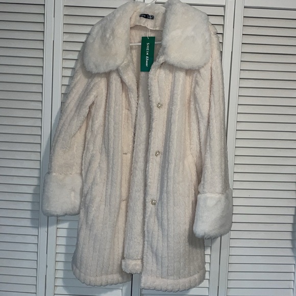 Borg Collar Fuzzy Cuff Coat - Picture 7 of 8